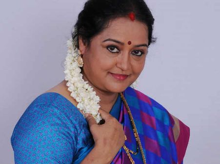 மீண்டும் நடிக்க வருகிறார் 'நல்லெண்ணெய்' சித்ரா!