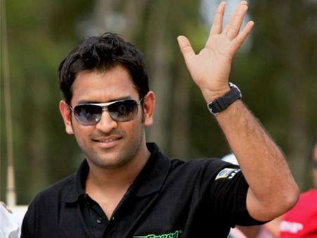 டோணிக்கு திருமணமாகிடுச்சுன்னு தெரியும், இருந்தாலும் அவருடன்...: நடிகையின் வினோத ஆசை