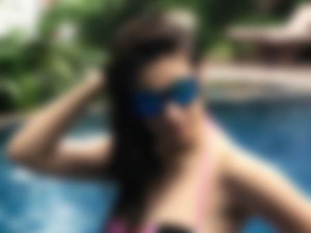 பிகினி படம் அந்த நடிகையின் சொந்த வாழ்க்கை கதையா?