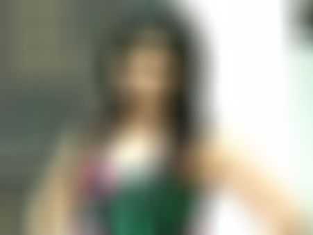 கவர்ச்சியை கொறச்சிக்குறேன் டார்லிங்: வாரிசு நடிகருக்கு ப்ராமிஸ் செய்த நடிகை