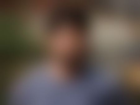 போதை நடிகர் நண்பரை தயாரிப்பாளர் ஆக்கியதன் ரகசியம்!