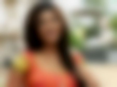 இது தானா சேர்ந்த கூட்டம் பிரியாணிக்காக வந்தது அல்ல: யாரை சொல்கிறார் நடிகை