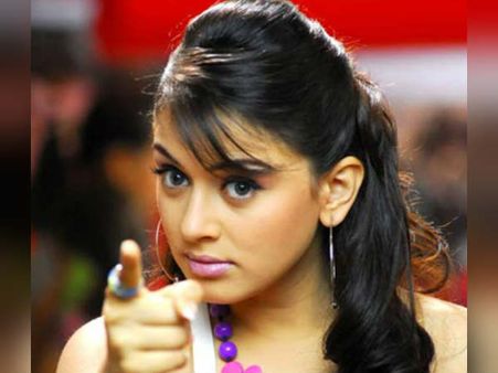 'ரொம்ப கேவலமா இருக்கு...' - பிக்பாஸ் நடிகையை கோவமாகத் திட்டிய ஹன்சிகா