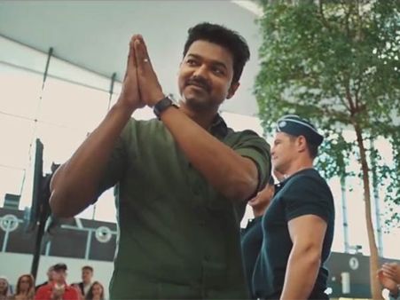 அரசியல் கட்சியே பகிரங்கமாக படத்தை மிரட்டுது... பிறகு சென்சார் போர்டு எதற்கு?