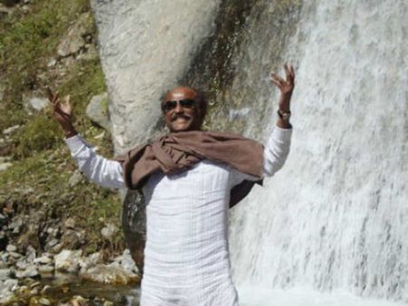 இமய மலையில் ரஜினிகாந்த் கட்டிய பாபாஜி தியான மண்டபம்... நவம்பர் 10ம் தேதி திறப்புவிழா!