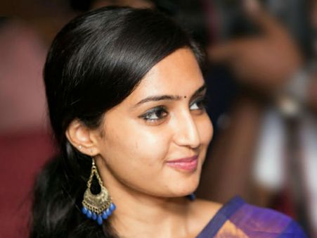 2 வருஷம் தான் அப்புறம் மாட்டேன்: ஜெய் ஹீரோயின் பேட்டி