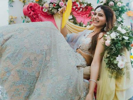 வாழ்த்து மழையில் மூழ்கித் திளைக்கும் சமந்தா! #ChaySamWedding