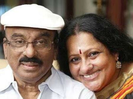 ரஜினி, கமலை ஒன்றாக நடிக்க வைத்த பிரபல இயக்குனர் மரணம்