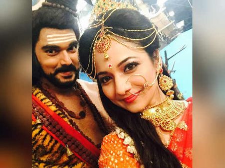 ஓ.... பார்வதி... அழகி நீதானா?