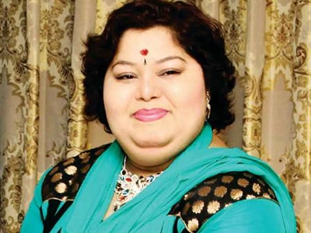 ஃபேஸ்புக், வாட்ஆப்பே கதின்னு இருக்கிறீர்களா?: நடிகை ஆர்த்தி சொல்வதை கேளுங்க