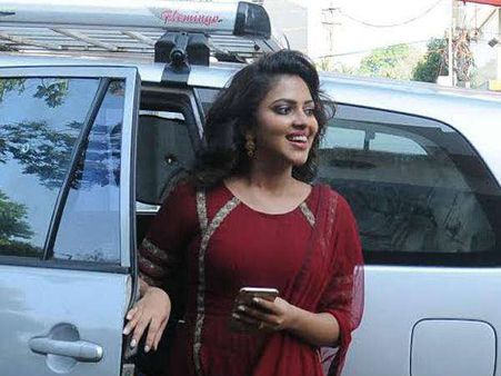 அமலாபால் கொடுத்தது போலி முகவரிதான் - மோட்டார் வாகனத்துறை அறிக்கை