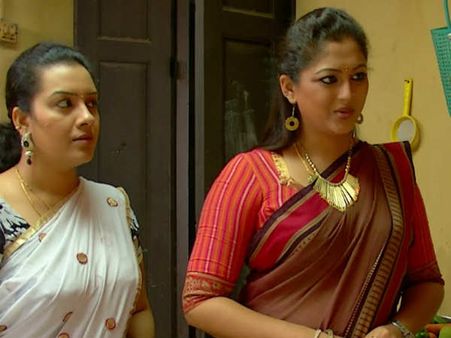 மூதேவி... நாசமா போறவளே... நல்லசாவே வராது... தெய்வ (நாராச) மகள்