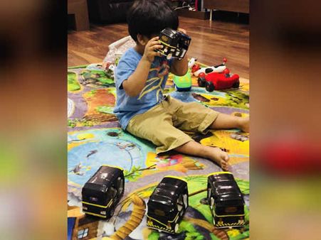 நான் ஆட்டோக்காரன் ஆட்டோக்காரன்: தாத்தா ரஜினி மாதிரியே பேரன்