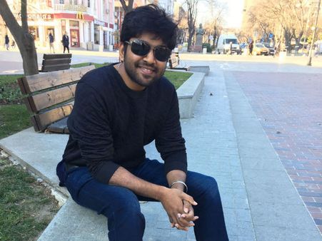 'இது கோலு மாலு குளோபலைசேஷன்...'- மோடி சர்க்காரை வெளுத்து எடுக்கும் கபிலன் வைரமுத்து!