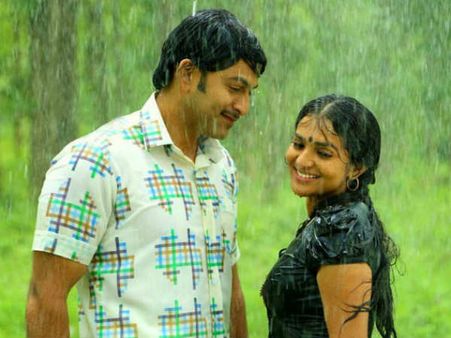 மலையாளப் படத்தில் கமிட்டான பிக்பாஸ் பிரபலம்!