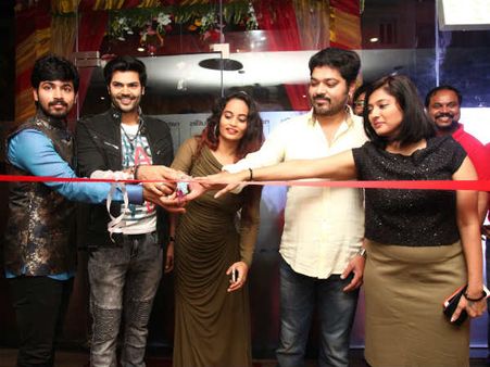 சுஜா, சக்தி, கணேஷ், காயத்ரி, ஹரீஷ்.... இந்த பிக்பாஸ் பார்ட்டிகள் இங்கே என்ன பண்றாங்க?