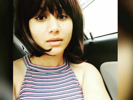 நம்ம செம்பாவா இது..? - 'வேற' லுக் படத்தைப் பார்த்து அதிர்ந்த ரசிகர்கள்!