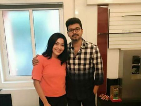 'அவர் படத்தை அவரிடமே நல்லாயில்லைனு சொல்லலாம்...' - விஜய்யை பாராட்டித்தள்ளிய தொகுப்பாளினி