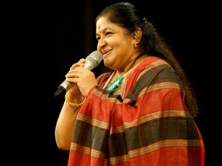 கேரள அரசின் விருது பெறும் சின்னக்குயில் சித்ரா!