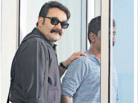 எடை குறைத்து ஸ்லிம்மான மோகன்லால்... வைரலாகும் 'ஒடியன்' லுக்!