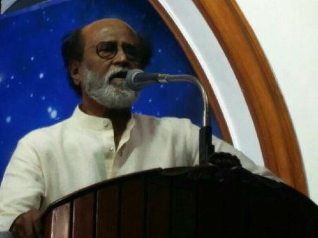 அன்று சிவாஜிக்கு நடந்தது இன்று எனக்கு நடந்தது: ரஜினிகாந்த்