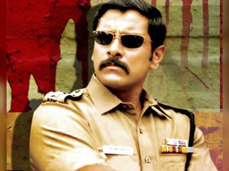 பழனி பகுதியில் 'சாமி 2' பட ஷூட்டிங்... காக்கிச் சட்டையில் மிரட்டிய விக்ரம்!