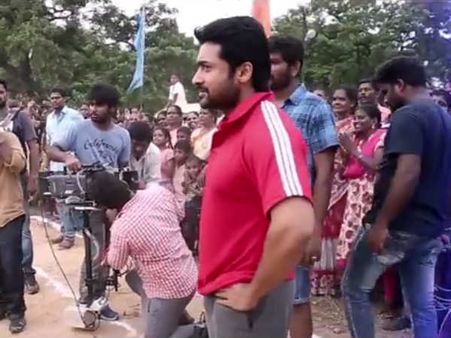 இப்ப வேற ட்ராக்கு... 'தானா சேர்ந்த கூட்டம்' டீசர்!