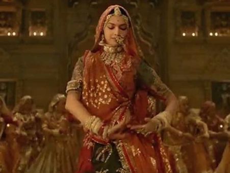 சர்ச்சையைக் கிளப்பிய 'பத்மாவத்' ரிலீஸ் தேதி அறிவிப்பு... தமிழ் ட்ரெய்லர் வெளியானது!