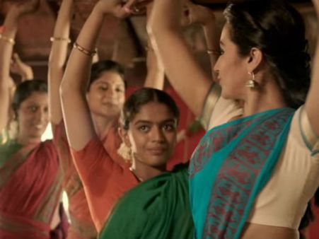 அஜித் படத்தில் நடித்த 'அருவி' அதிதி பாலன்... வைரலாகும் போட்டோ!