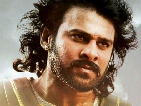 பாகுபலி படத்தில் நடிக்க மறுத்த பிரபாஸ்: காரணம் அந்த 4...