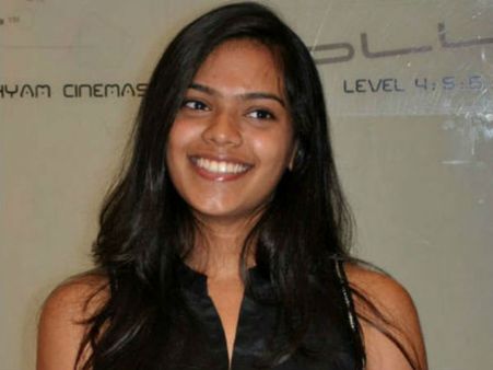 'கன்னத்தில் முத்தமிட்டால்' புகழ் வாயாடி அமுதாவுக்கு டும் டும் டும்