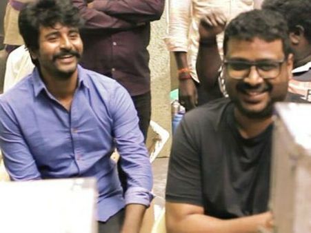 அகில உலக சூப்பர் ஸ்டாரிடம் நடனம் கற்றுக் கொள்ள சென்ற சிவகார்த்திகேயன்