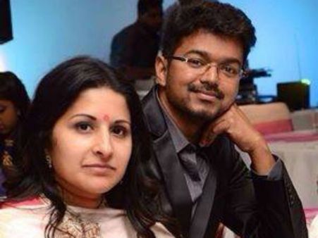 குடும்பத்துடன் சீனா போன விஜய் பொங்கலுக்கு ரிட்டர்ன்... நெக்ஸ்ட் ஷூட்டிங்!