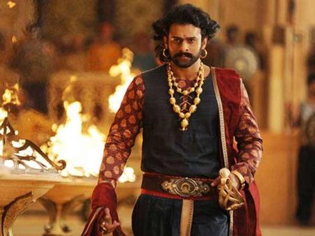 முத்து வசூலைத் தொடக்கூட முடியாத பாகுபலி... இது எங்கே தெரியுமா?