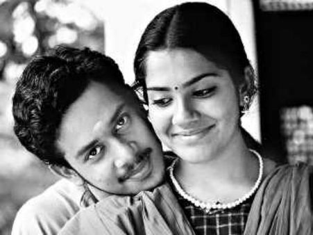 சின்னஞ்சிறியவர்களின் காதல் படங்கள்