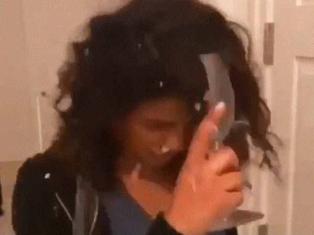 மோசமான முடிவை எடுத்த பிரியங்கா... ரசிகர்களை ஷாக் ஆக்கிய வீடியோ!