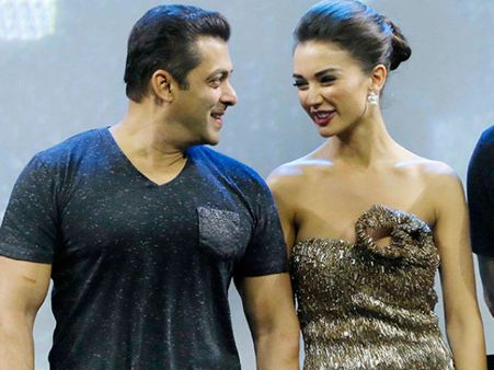 ஜாக்குலின் அவுட்; எமி ஜாக்சன் இன்.. மீண்டும் சல்மான் ஜோடியாகும் எமி!