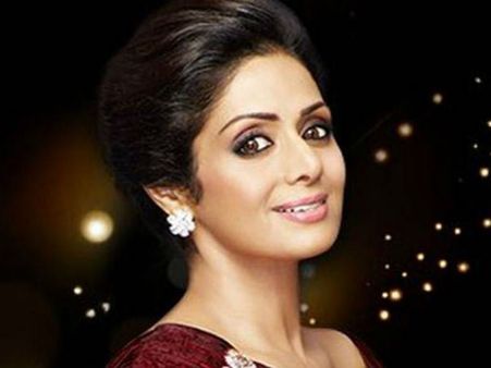 மும்பையில் இன்று நடிகை ஸ்ரீதேவி இறுதிச் சடங்கு... திரளும் திரையுலகம்!