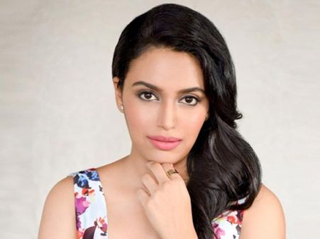 நான் பலாத்காரம் செய்யப்படணும்னு சொல்றீங்களா?: இயக்குனரை விளாசிய நடிகை