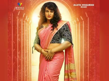 லேடி கெட்டப்பில் ரசிகர்களை ஆச்சரியப்படவைத்த பிரபல நடிகர்!