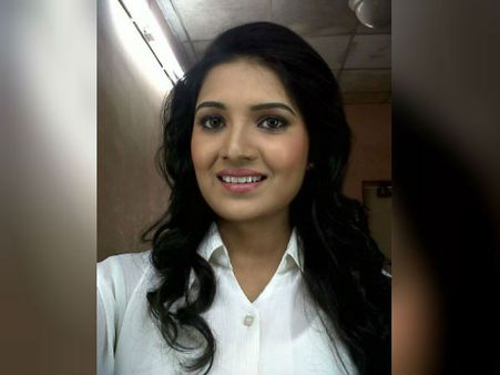 பாலியல் தொல்லை கொடுத்த தோழியின் அப்பா.. - 'தெய்வமகள்' சத்யா பகீர்!