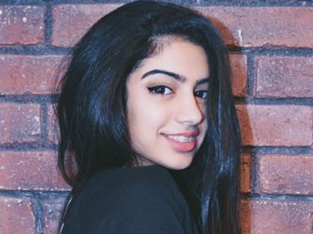 அம்மா, அக்கா மாதிரி ஆக மாட்டேன்: ஸ்ரீதேவியின் இளைய மகள்