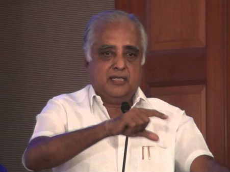 சினிமா ஸ்ட்ரைக்... குறுக்குசால் ஓட்டும் அபிராமி ராமநாதன்!