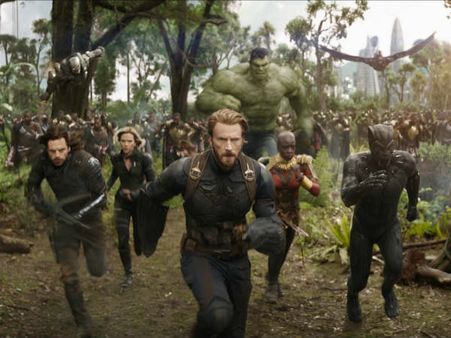 22 சூப்பர் ஹீரோக்கள்... ஒரு வில்லன் மோதும் அவேஞ்சர்ஸ் இன்பினிட்டி வார்... சம்மர் ஸ்பெஷல்