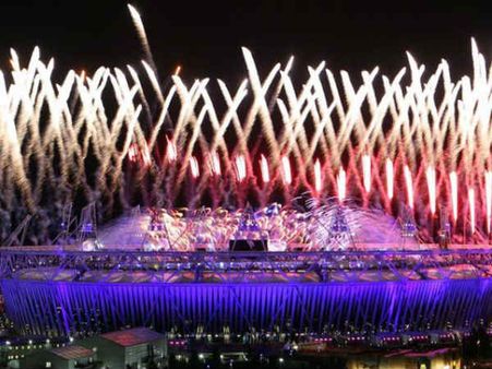 ஐபிஎல் தொடக்கவிழாவில் சினிமா நட்சத்திரங்களின் அசத்தல் டான்ஸ்!