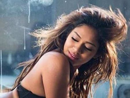 பிகினி உடையில் வைரலாகும் போட்டோ - நிவேதா பெத்துராஜா இது?