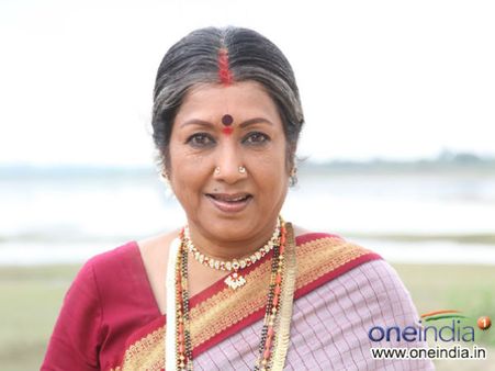 நடிகை ஜெயந்தி நலமாக இருக்கிறார்!