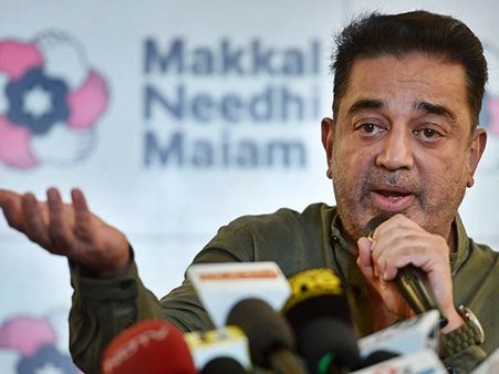 தமிழகத்தில் அரசியல்.. ஐதராபாத்தில் 'இந்தியன் 2' ஷூட்டிங் - கமலின் ரெட்டைக்குதிரை சவாரி!