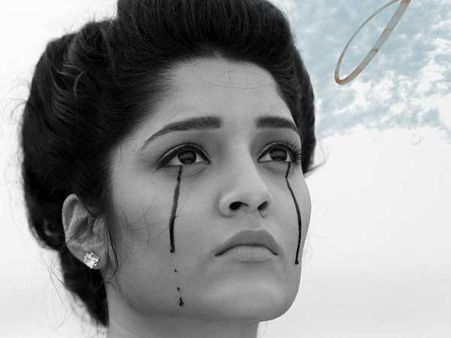 குறும்படத்திற்கு தாவிய நடிகை.. பெண்கள் பிரச்னை பேசும் குறும்படத்தில் ரித்திகா சிங்!