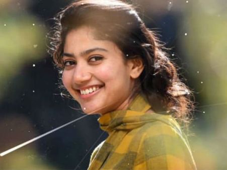 சினிமாவுக்காக கஷ்டப்பட்டு கற்ற தொழிலை கைவிட்ட சாய் பல்லவி